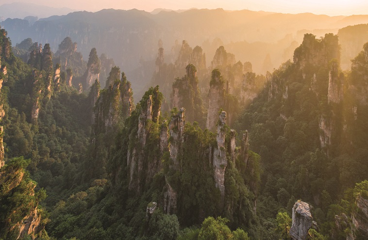 Zhangjiajie Peaks | Flight of the Dragon | FlyOver Canada